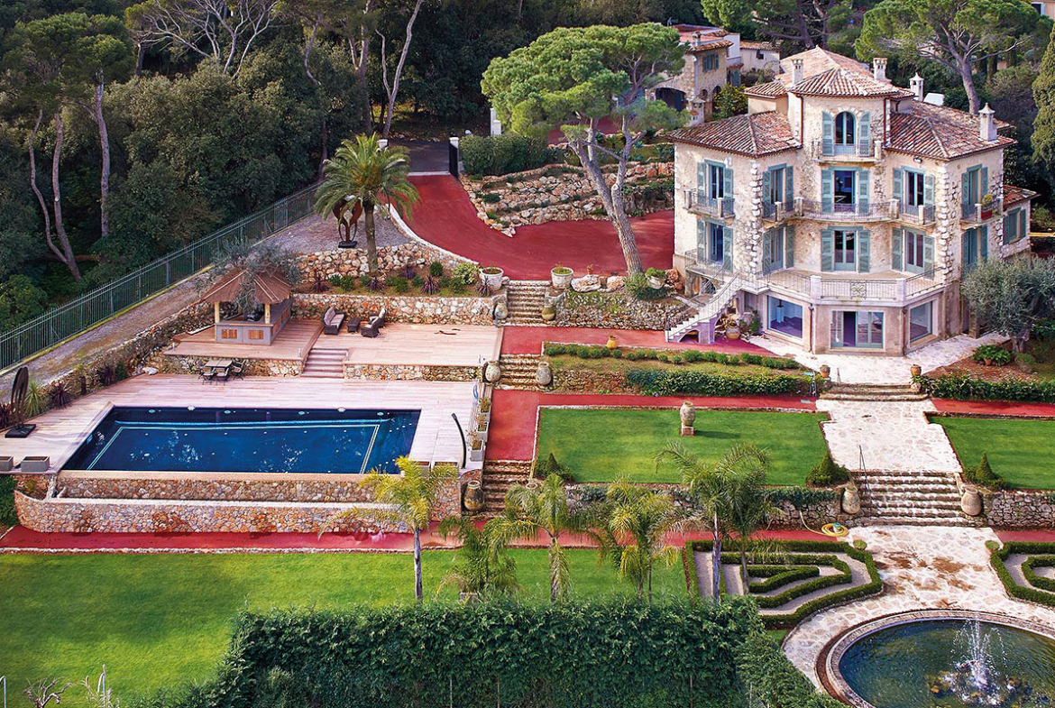 Luxury real estate in Nice | Chateau La Cima | Côte d'Azur Sotheby's International Realty • Peter Illovsky | Finest Residences