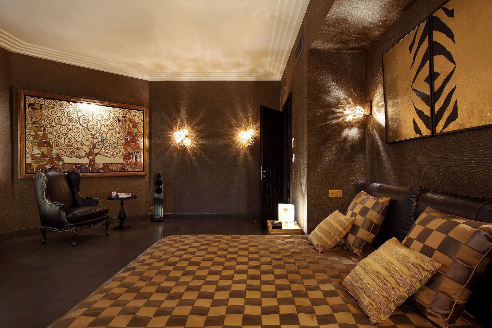 Diamant sur le Parc, the master bedroom | Luxury Real Estate, Paris 16, France | COGEMAD • Finest Residences