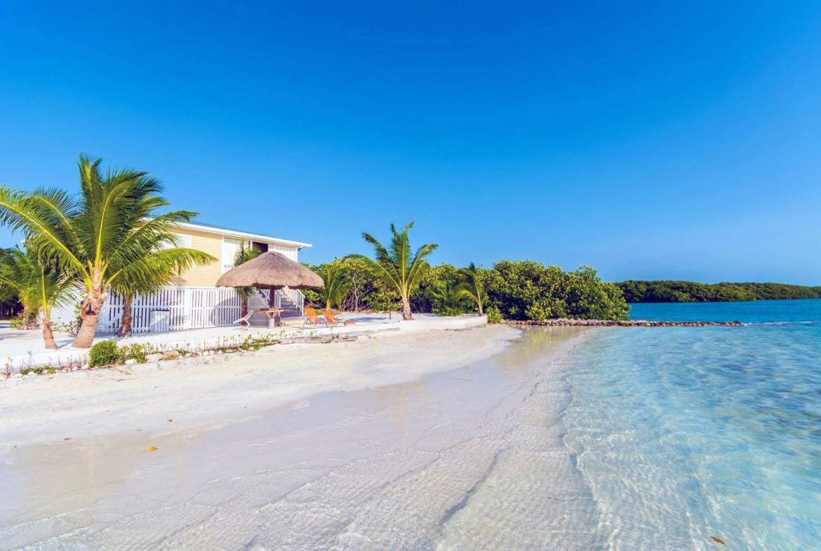 ROYAL PALM ISLAND | An Idyllic Private Island For Sale in Belize • Presented by Bernard Corcos, Chairman & CEO Finest International | Selected by Finest Residences