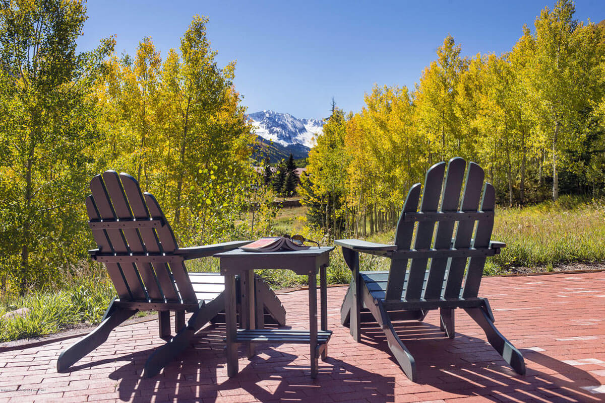 Elke Mountain Lodge | Aspen Luxury Real Estate | Joshua Saslove • Douglas Elliman | Finest Residences