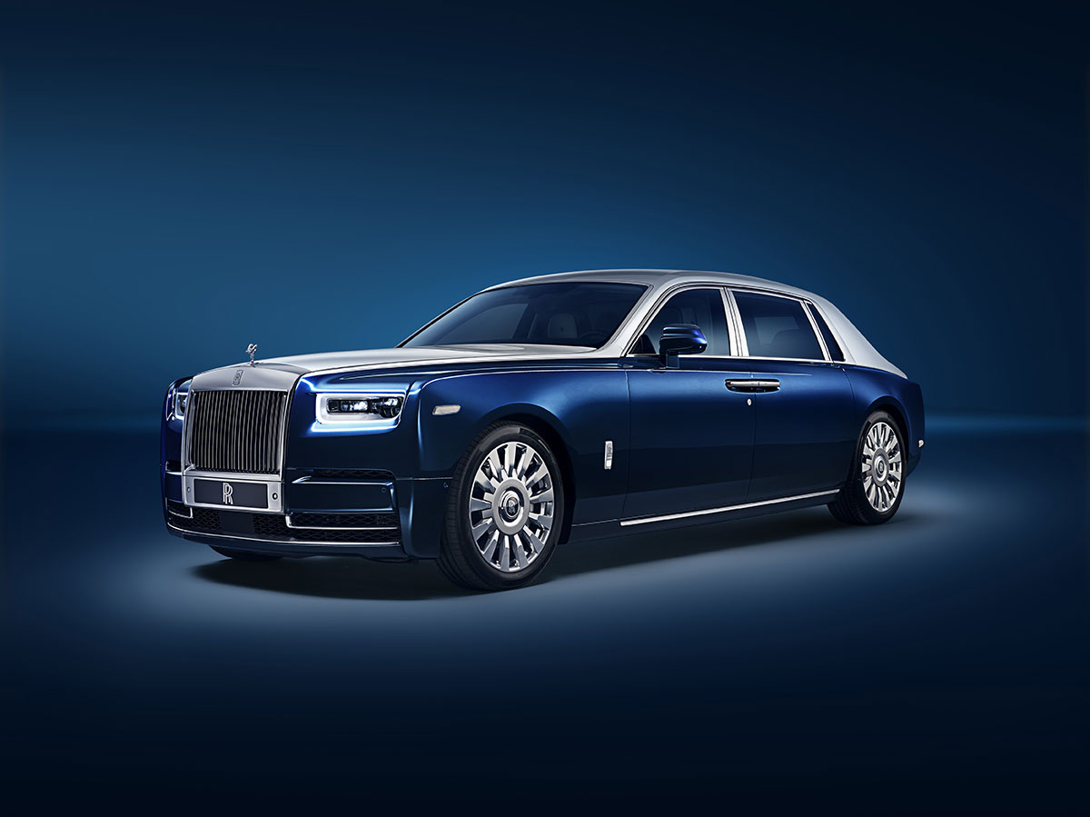 Rolls-Royce Phantom EWB Limousine Chengdu | Finest Residences