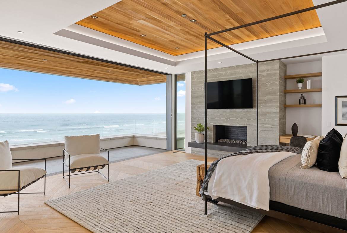 8466 El Paseo Grande, Luxury La Jolla Beachfront Property, San Diego, California, USA | Brett Dickinson, Pacific Sotheby's International Realty | Finest Residences