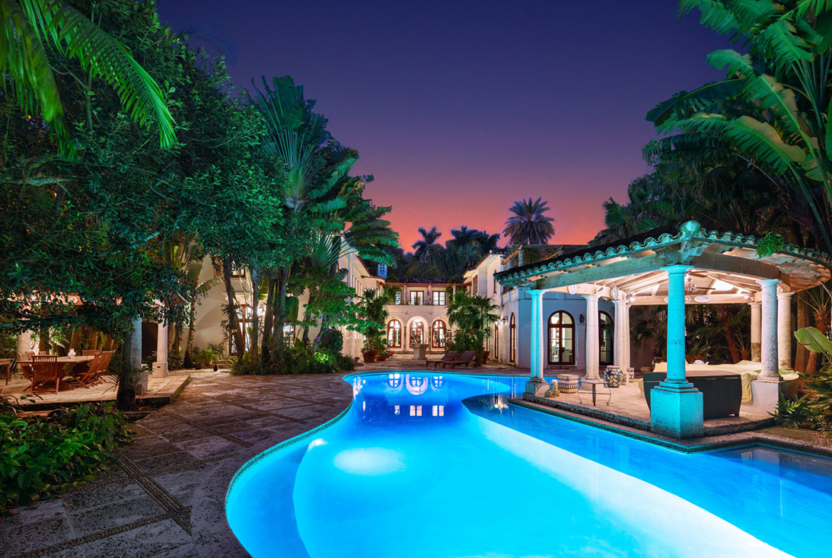 3725 Leafy Way, Coconut Grove, Miami, Florida, USA | Pool | Listed by Dennis Carvajal, Real Estate Agent, ONE Sotheby's International Realty | Finest Residences