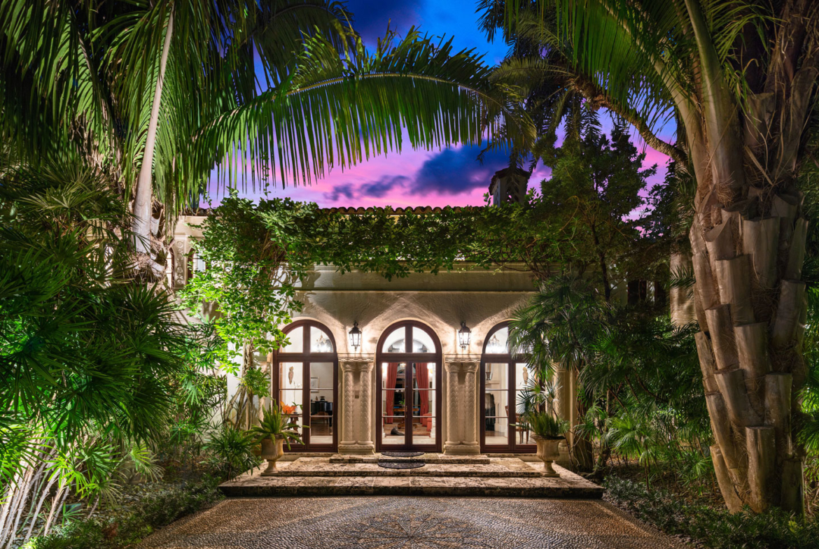 3725 Leafy Way, Coconut Grove, Miami, Florida, USA | Entrance | Listed by Dennis Carvajal, Real Estate Agent, ONE Sotheby's International Realty | Finest Residences