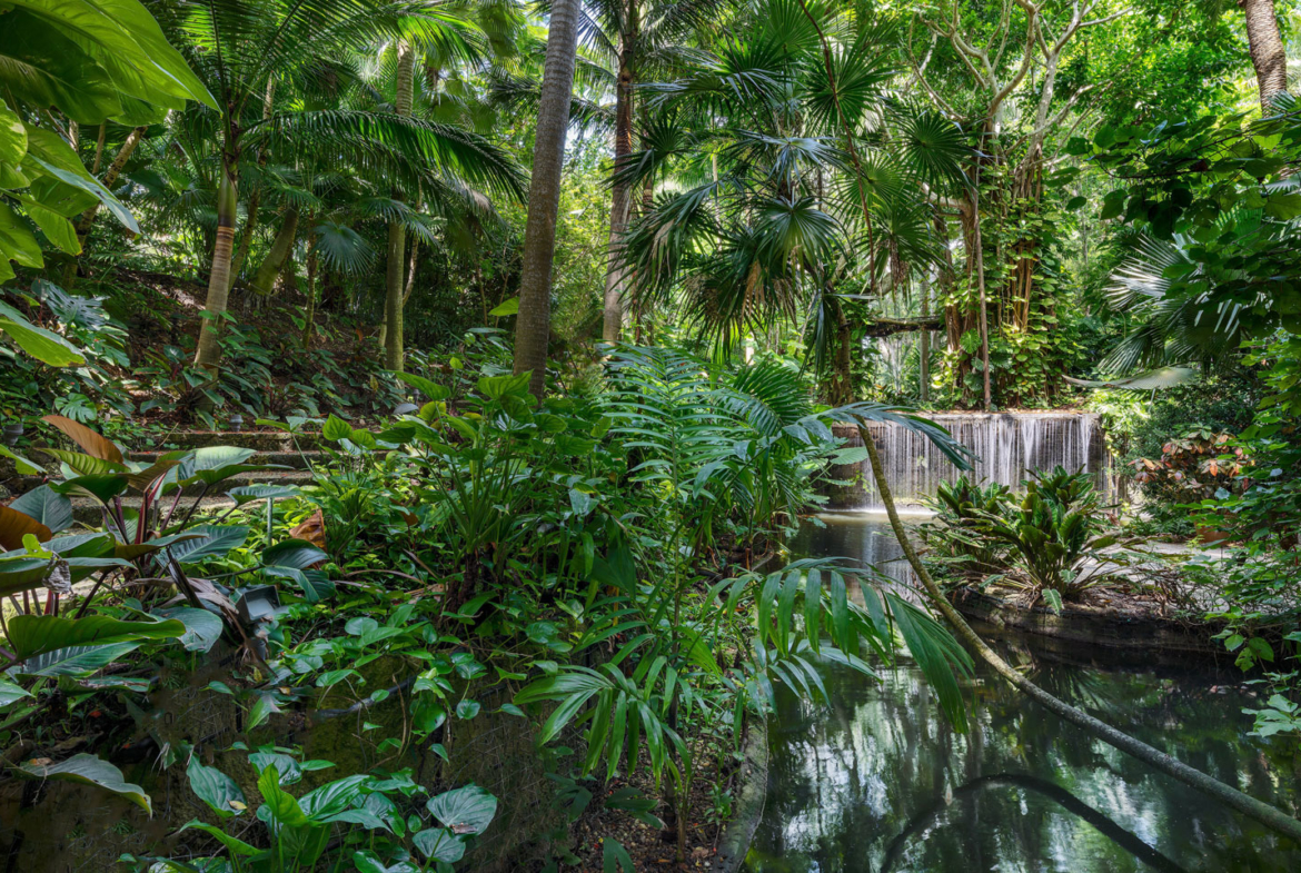 3725 Leafy Way, Coconut Grove, Miami, Florida, USA | The Gardens | Listed by Dennis Carvajal, Real Estate Agent, ONE Sotheby's International Realty | Finest Residences
