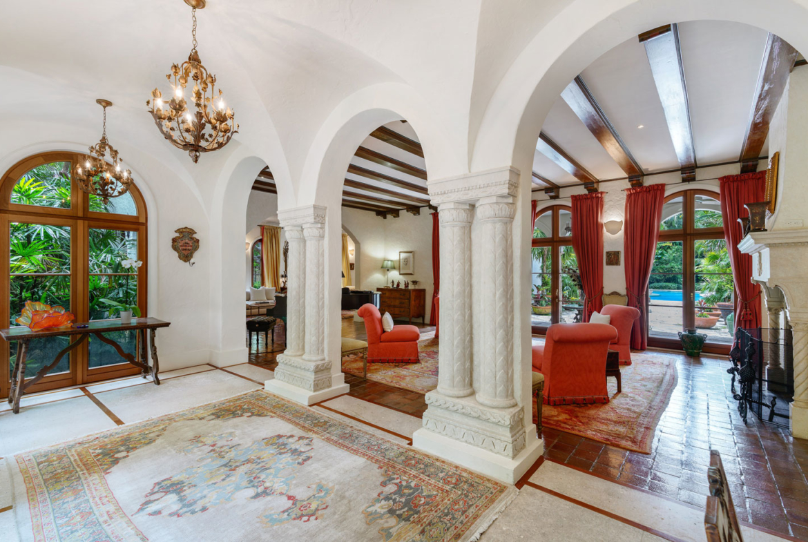 3725 Leafy Way, Coconut Grove, Miami, Florida, USA | A Living Room | Listed by Dennis Carvajal, Real Estate Agent, ONE Sotheby's International Realty | Finest Residences