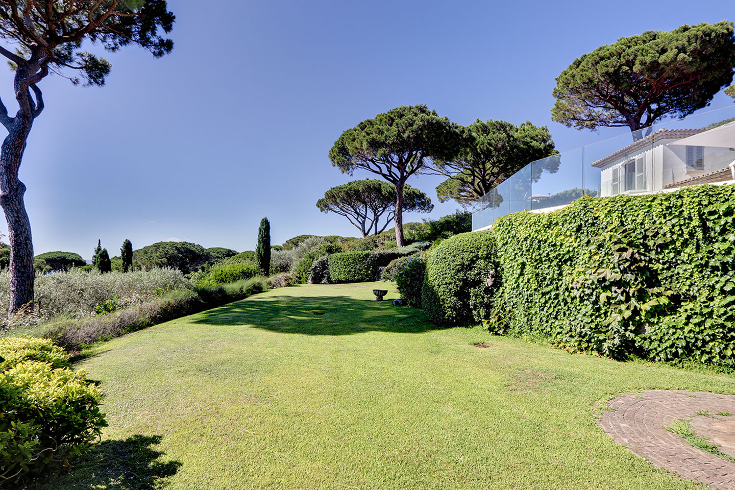 Luxury Property in Les Parcs de Saint Tropez, Côte d'Azur, France • The Land | Listed by Bernard Corcos, CEO of Finest International | FINEST RESIDENCES