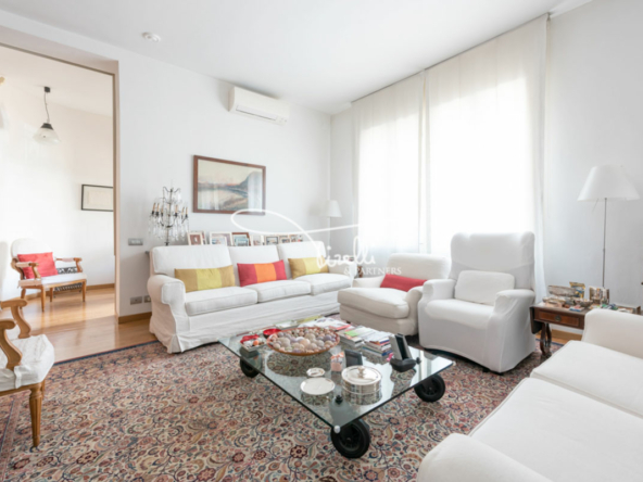 Elegant Condo in Piazza Sant'Erasmo, Milan, Italy, Listed For Rent by Marco Ettore Tirelli, CEO of Tirelli & Partners.