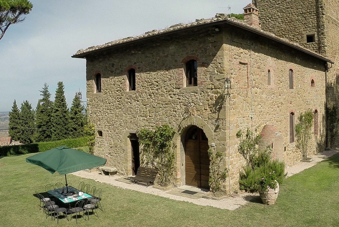 Flora Fortress | Majestic Property For Rent in Italy | Luxury Vacation Rental in Italy | Finest Residences