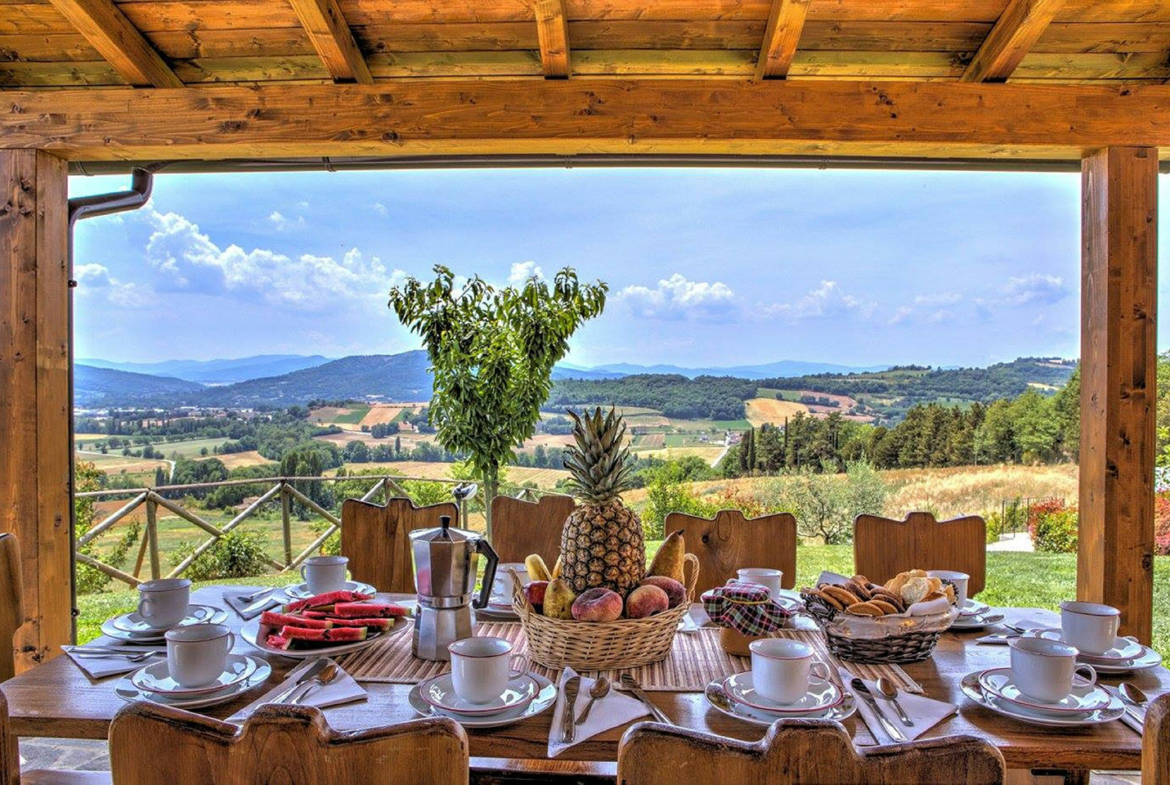 Rolling Over, Superb Property For Rent in Montone, Italy | Luxury Vacation Rental in Italy | Finest Residences