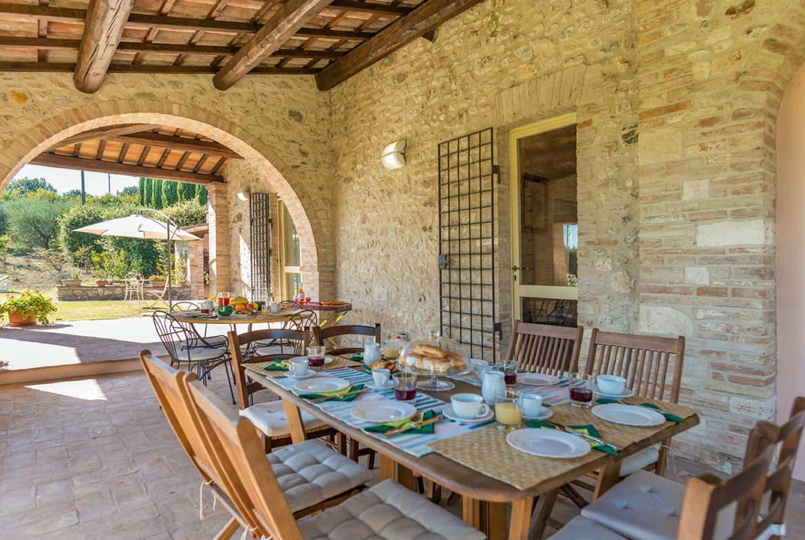 Casa Cicognola, Luxury Villa For Rent in Umbria, Italy | Luxury Vacation Rental in Italy | Finest Residences