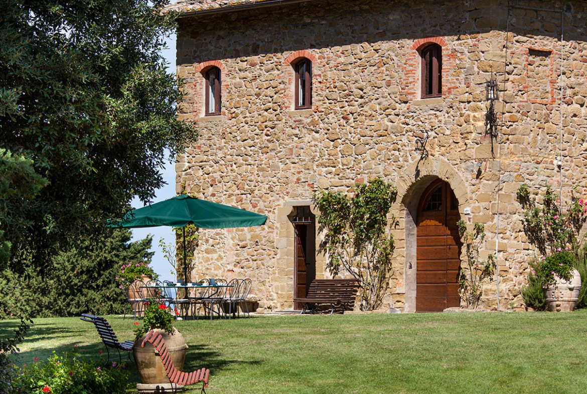 Flora Fortress | Majestic Property For Rent in Italy | Luxury Vacation Rental in Italy | Finest Residences