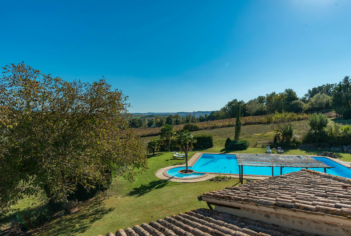 Casa Cicognola, Luxury Villa For Rent in Umbria, Italy | Luxury Vacation Rental in Italy | Finest Residences