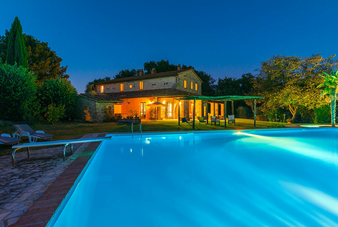 Casa Cicognola, Luxury Villa For Rent in Umbria, Italy | Luxury Vacation Rental in Italy | Finest Residences