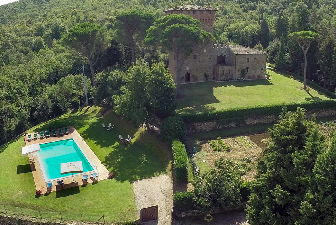 Flora Fortress | Majestic Property For Rent in Italy | Luxury Vacation Rental in Italy | Finest Residences