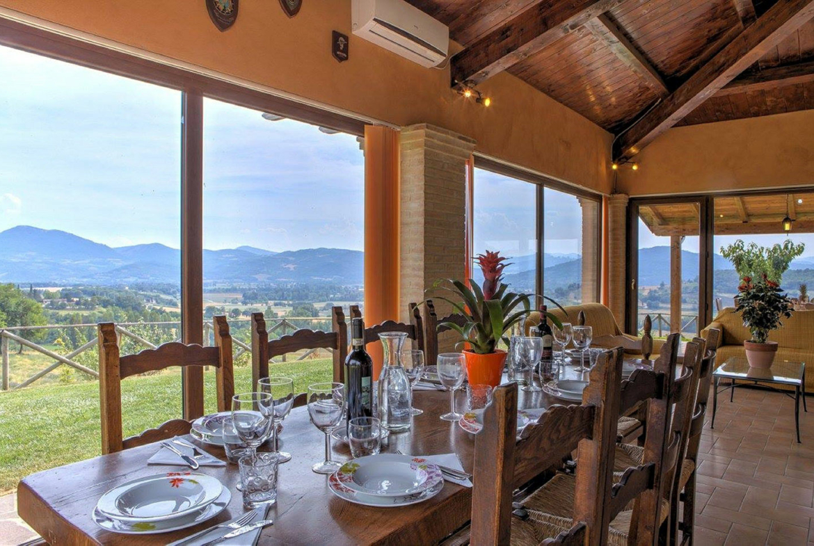 Rolling Over, Superb Property For Rent in Montone, Italy | Luxury Vacation Rental in Italy | Finest Residences