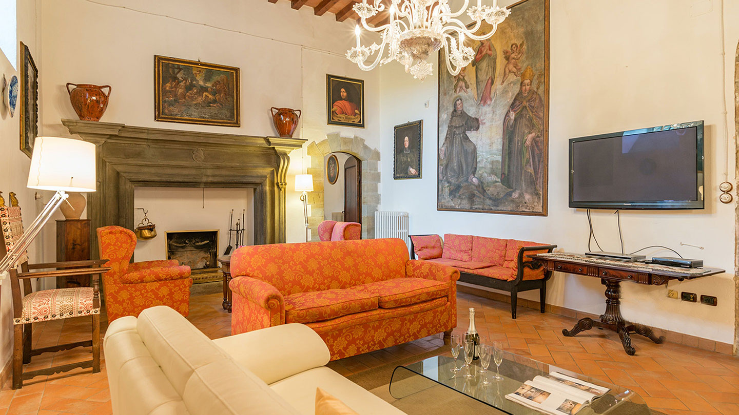 Flora Fortress | Majestic Property For Rent in Italy | Luxury Vacation Rental in Italy | Finest Residences