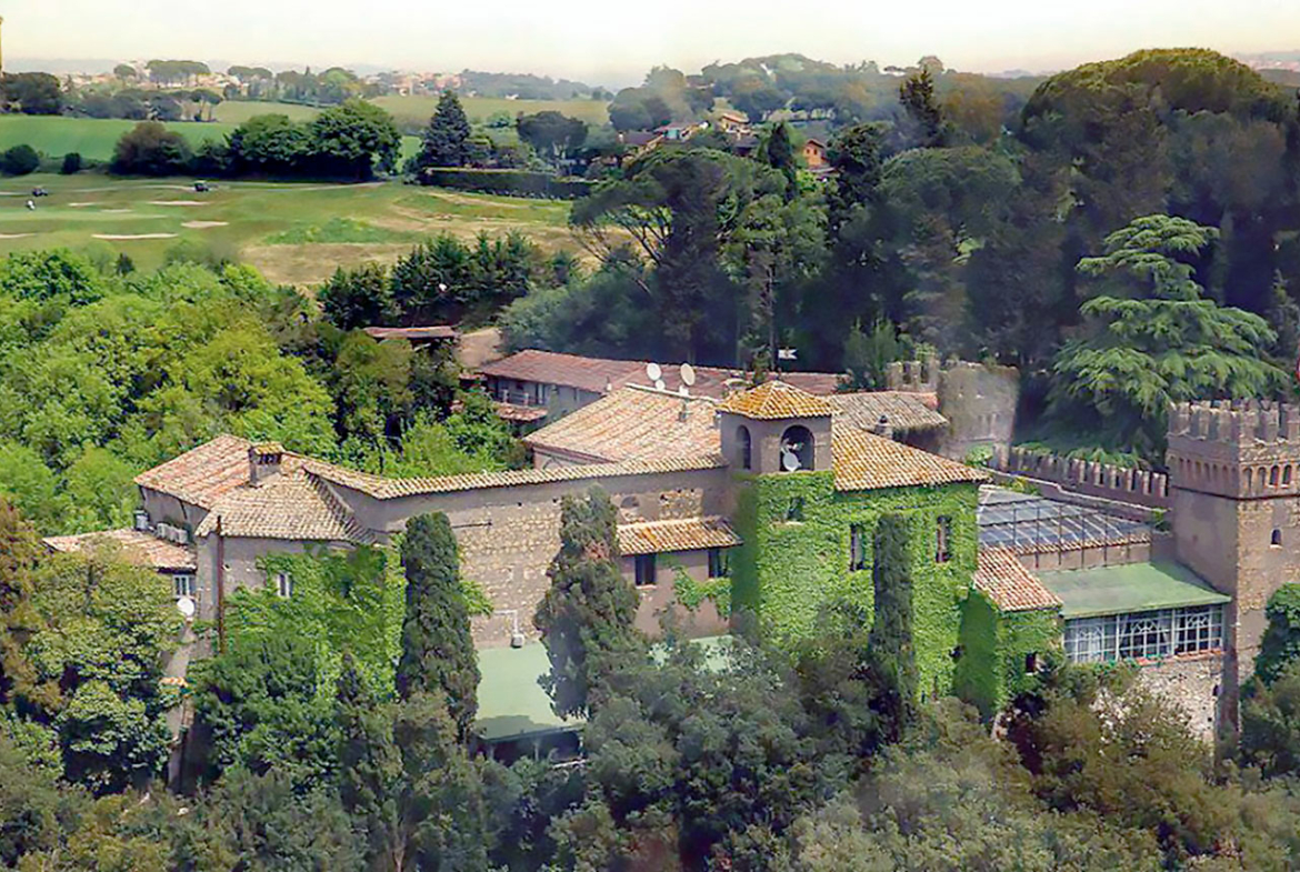 Castello di Torcrescenza, Rome • Luxury Vacation Rental • Finest International | Finest Residences