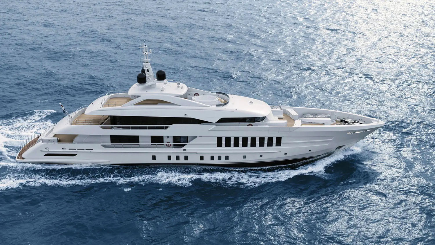 Monaco Yacht Show 2021 | Moskito, 55m, Heesen Yachts | Finest Residences