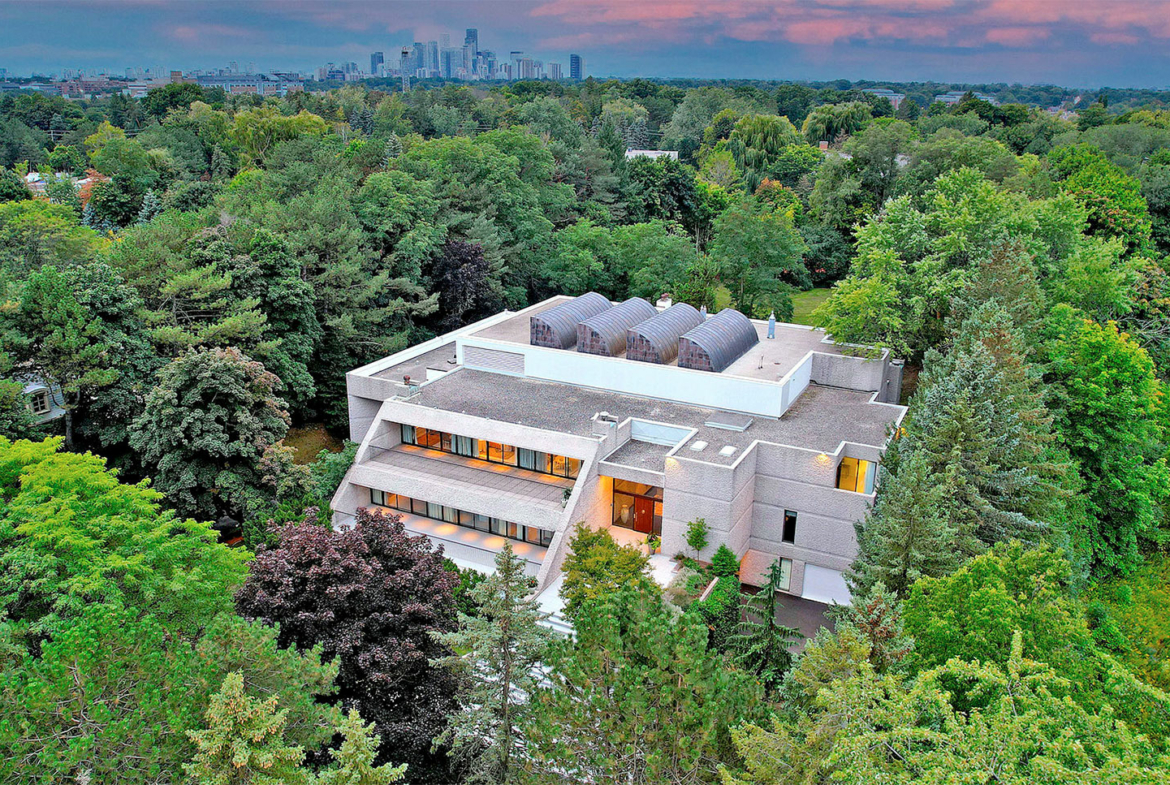 30 High Point Rd, Toronto, Canada, Luxury Property in Toronto, Canada | Listed by Andy Taylor • Sotheby's International Realty Canada | Finest Residences
