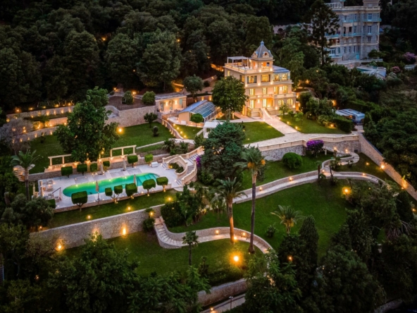 Villa La Rêve d'Azur, an exquisite seaside estate nestled upon Villefranche sur Mer's most expansive parcel of land. | Côte d'Azur Sotheby's International Realty • Buyers to be represented by Finest International | Finest Residences