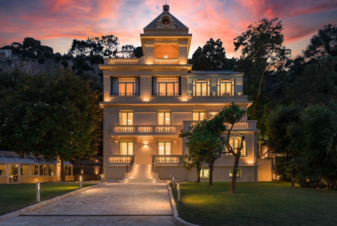 Villa La Rêve d'Azur, an exquisite seaside estate nestled upon Villefranche sur Mer's most expansive parcel of land. | Côte d'Azur Sotheby's International Realty • Buyers to be represented by Finest International | Finest Residences