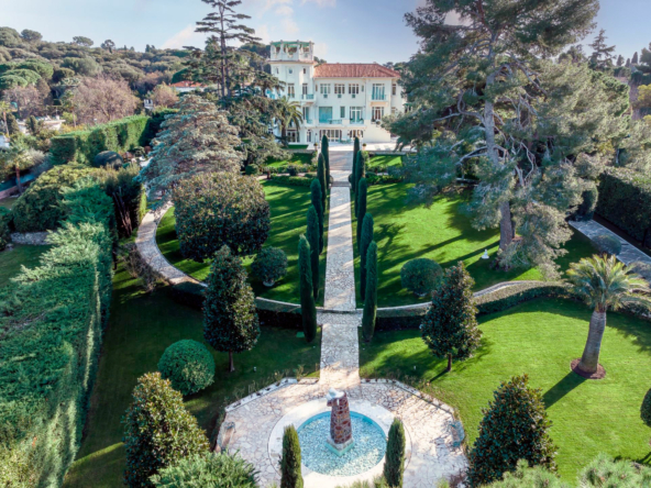 Château des Alpes, Luxury Estate on the Cap d'Antibes, France. Listed by Côte d'Azur Sotheby's International Realty | Finest Residences