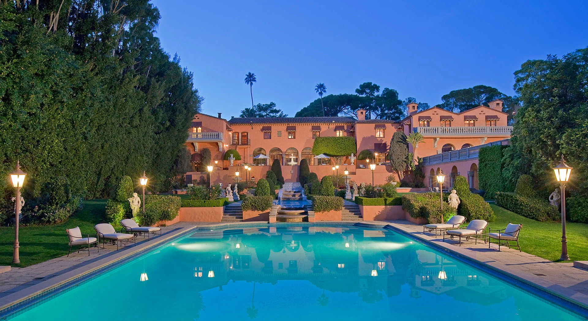 Beverly House, luxury real estate in Beverly Hills, CA | Hilton & Hyland | Finest Residences